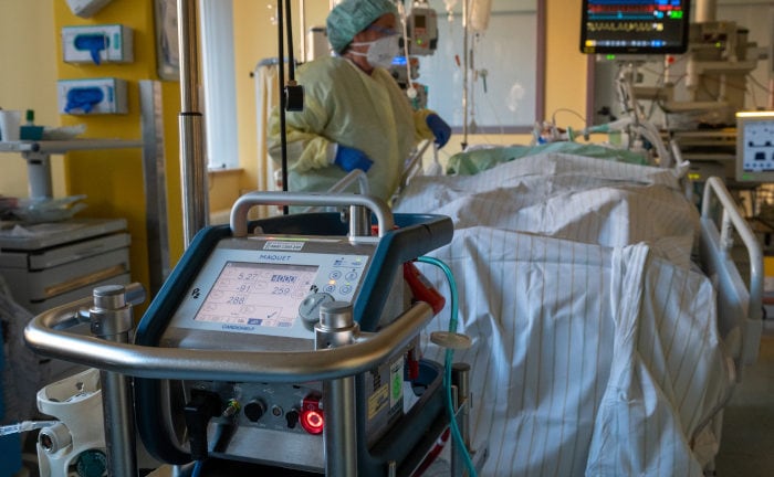 Beatmeter Covid-19-Patient im Universitätsklinikum in Halle/Saale