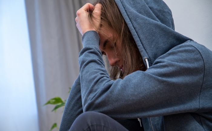 Eine Frau leidet an Depressionen