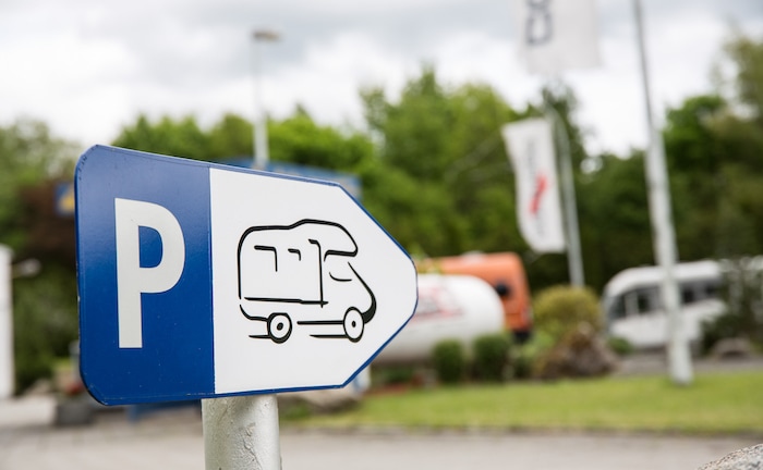 Wohnmobilschild auf einem Camping-Platz