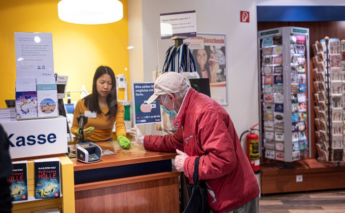 Für einige Rentner könnte es demnächst heißen: Zur Kasse bitte!