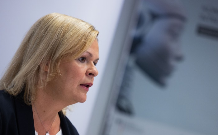 Bundesinnenministerin Nancy Faeser (SPD): Ehrenamtliche früher in Rente?