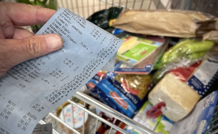 Inflation hält viele Menschen vom Sparen ab