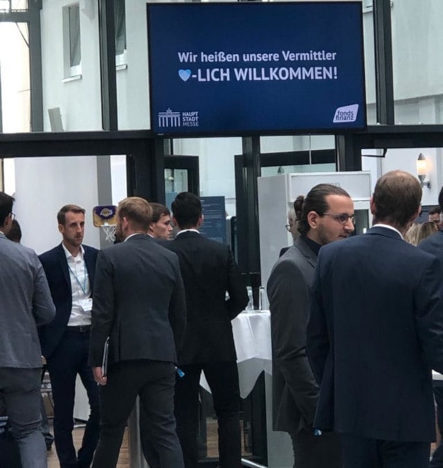 Der Maklerpool Fonds Finanz heißt seine Besucher auf der Hauptstadtmesse herzlich willkommen