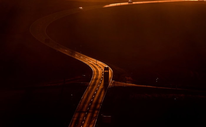 Autos auf dem Weg nach oben – ebenso wie die Prämien für KFZ-Versicherungen