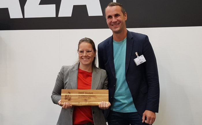 Janine Bradfisch, DRB, und Jan Roß, Bereichsvorstand Maklervertrieb bei Zurich Deutschland