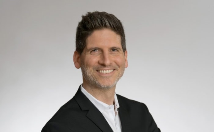 Miguel Perez, Hallesche