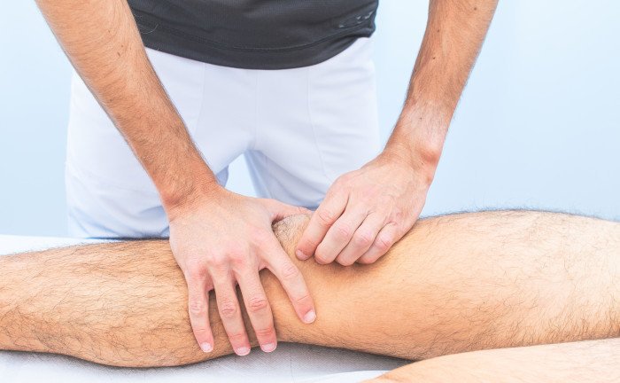 Kniescheibe kneten: Physiotherapie wird im neuen Jahr teurer