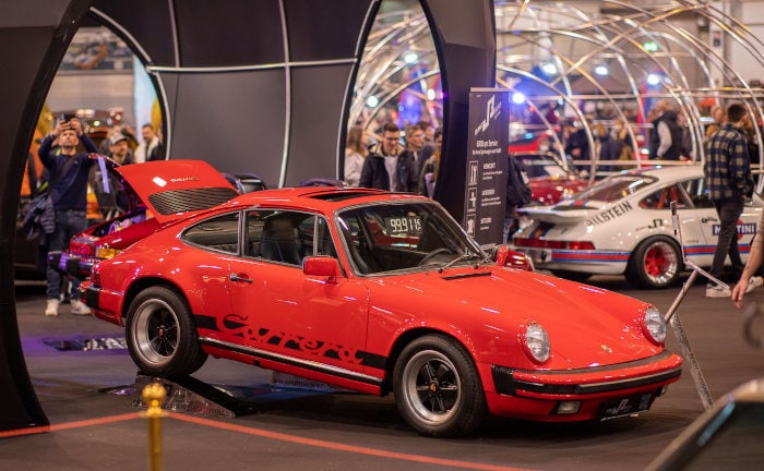 Porsche Carrera auf der 54. Essen Motor Show: Demnächst ist der Sportwagenproduzent im Dax