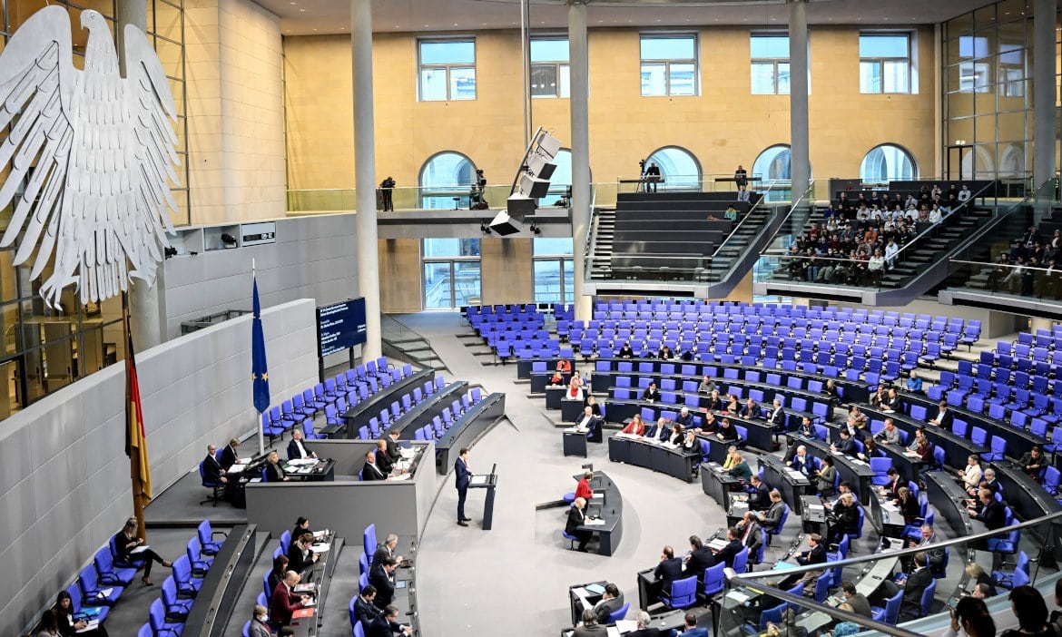 Debatte im Bundestag: Laut Koalitionsvertrag will die Regierung das Lobbyregister nachschärfen