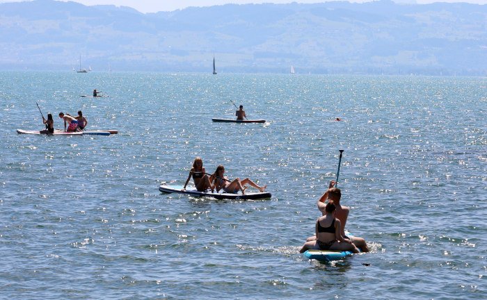 Hochsommer am Bodensee: Hitzewellen in Juli und August ließen die Zahl der Todesfälle steigen