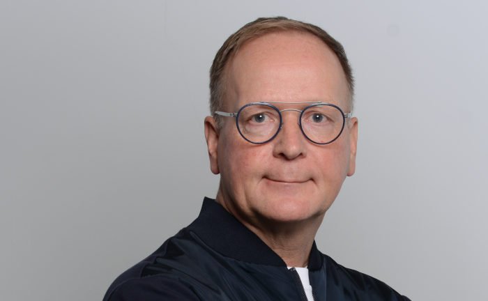 Vertriebsmann Stefan Heisig, Element