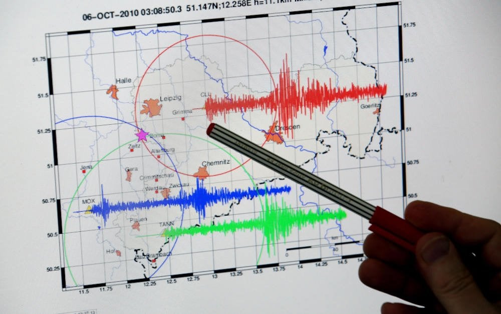 Seismograph zeigt Erdbeben im sächsischen Pegau im Jahr 2010