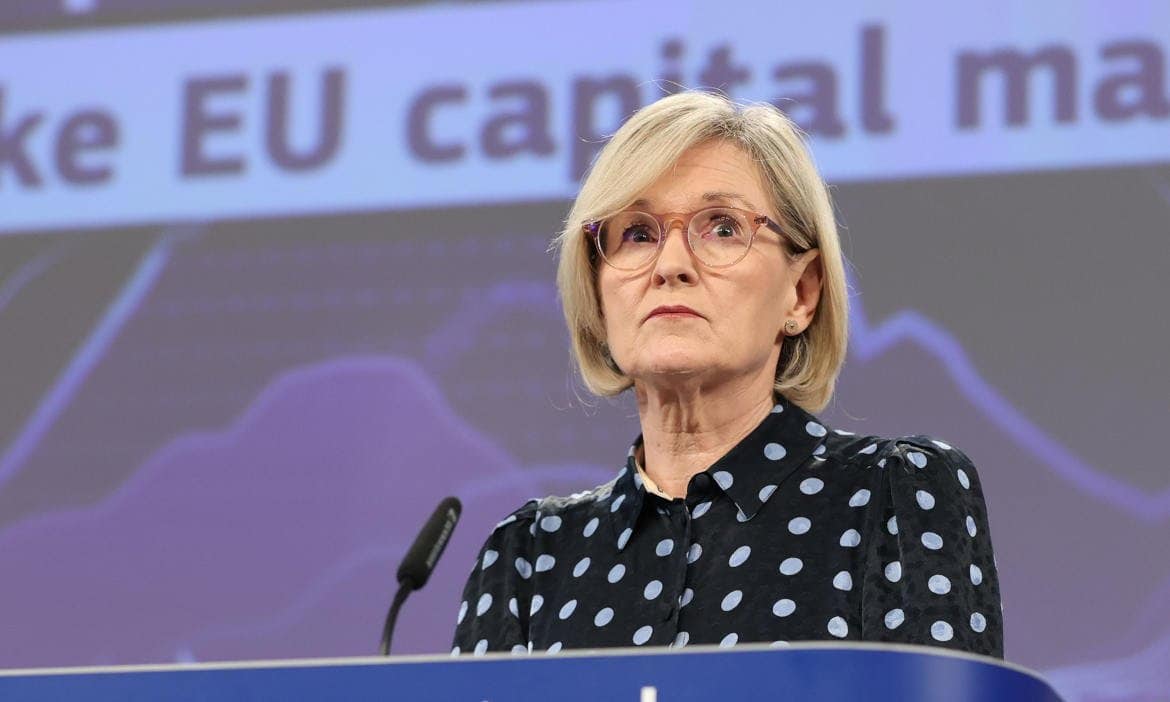 Finanzkommissarin Mairead McGuinness fordert EU-weites Provisionsverbot