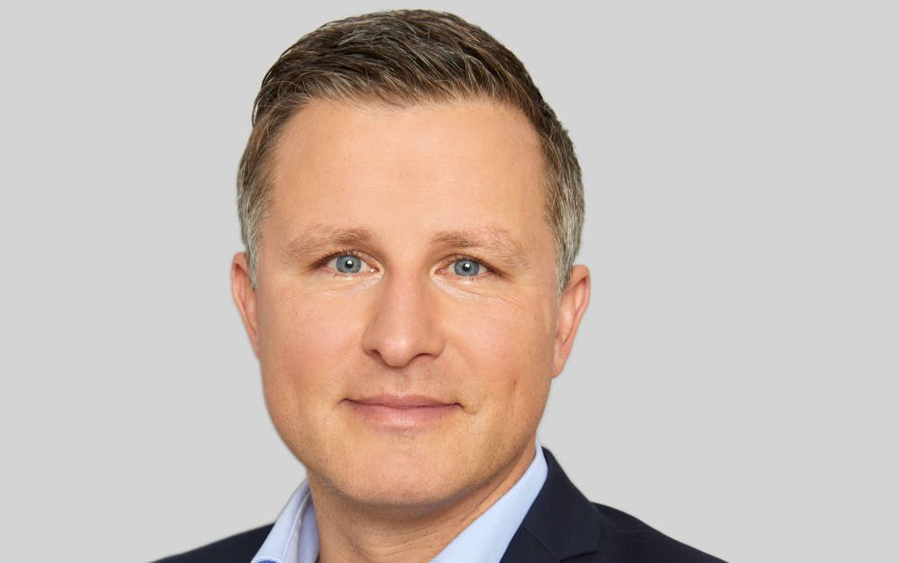 Stefan Breintner leitet beim Vermögensverwalter DJE Kapital Analyse und Portfoliomanagement