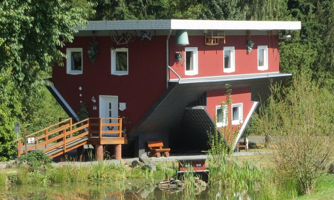 Nicht nur das Haus steht Kopf, sondern auch der Markt für Immobilienkredite