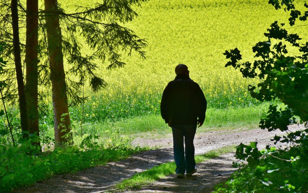 Renter beim Spaziergang