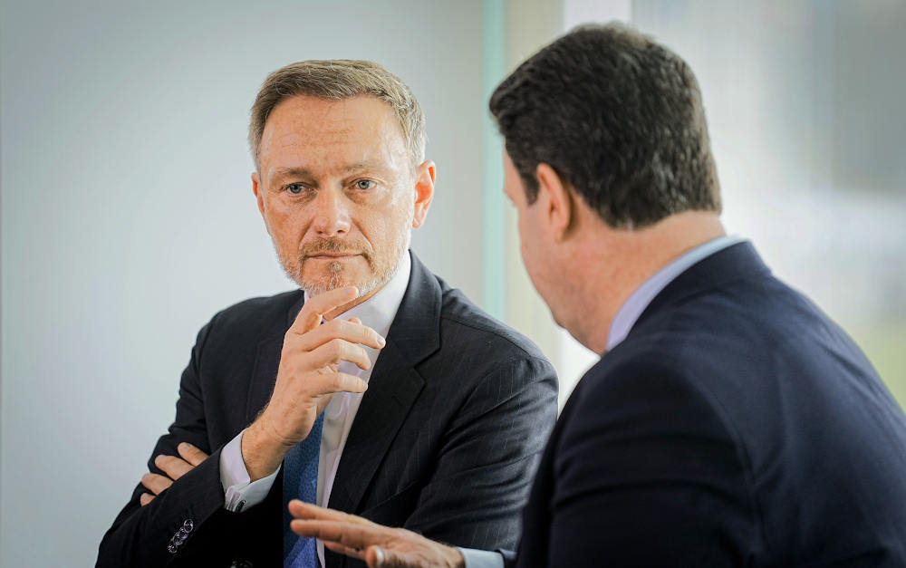 Auf höheres Generationenkapital verständigt?: Finanzminister Christian Lindner (li., FDP) und Arbeitsminister Hubertus Heil (SPD)