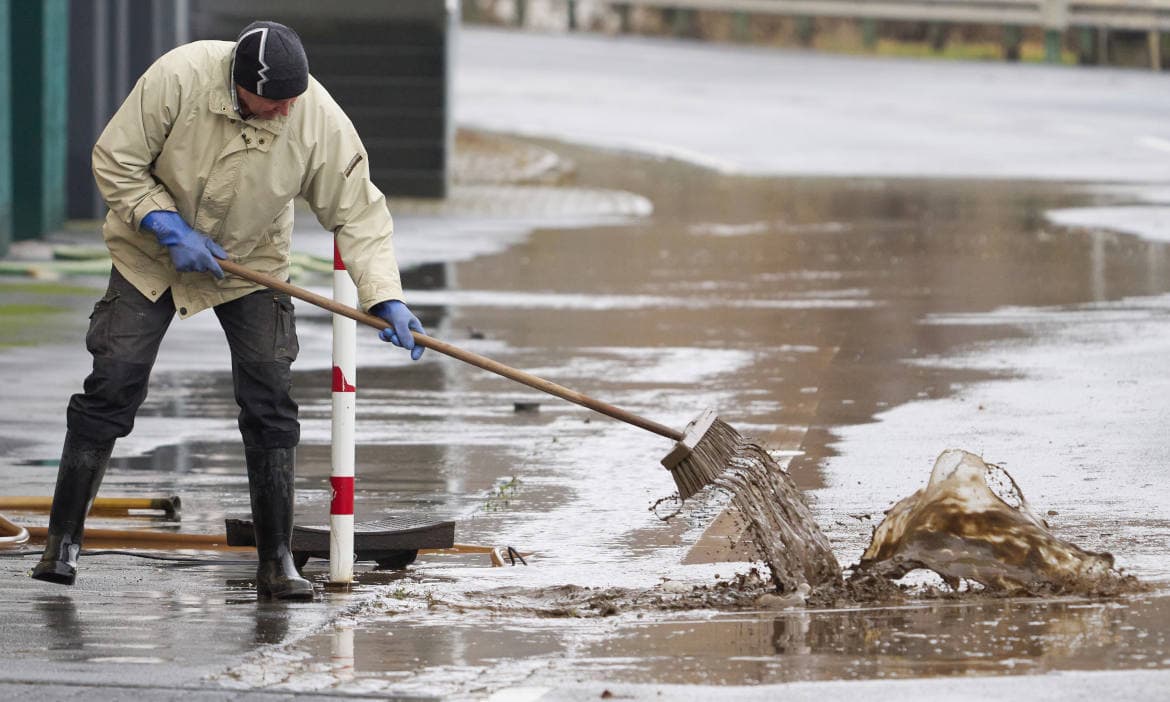 Aufräumen in Koblenz nach dem Hochwasser zum Jahreswechsel: Mehr als jede zehnte Adresse ist dort gefährdet