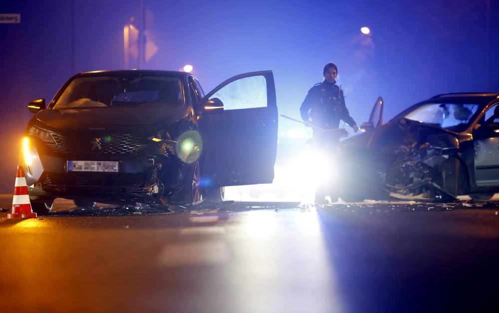 Autounfall mit Blechschaden in Köln: Schaden- und Unfallversicherer verzeichnen weiter steigende Kosten für Schäden