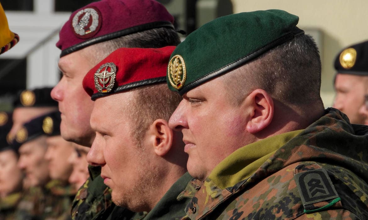 Soldaten der Bundeswehr: Einige Tarife verfehlen die Top-Note, weil sie den Mindeststandard beim Leistungsausschluss Kriegsereignisse nicht erfüllen