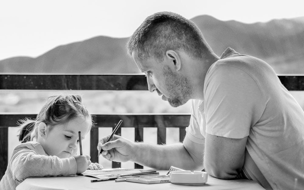 Vater und Tochter: bei den Rentenansprüchen nicht benachteiligt