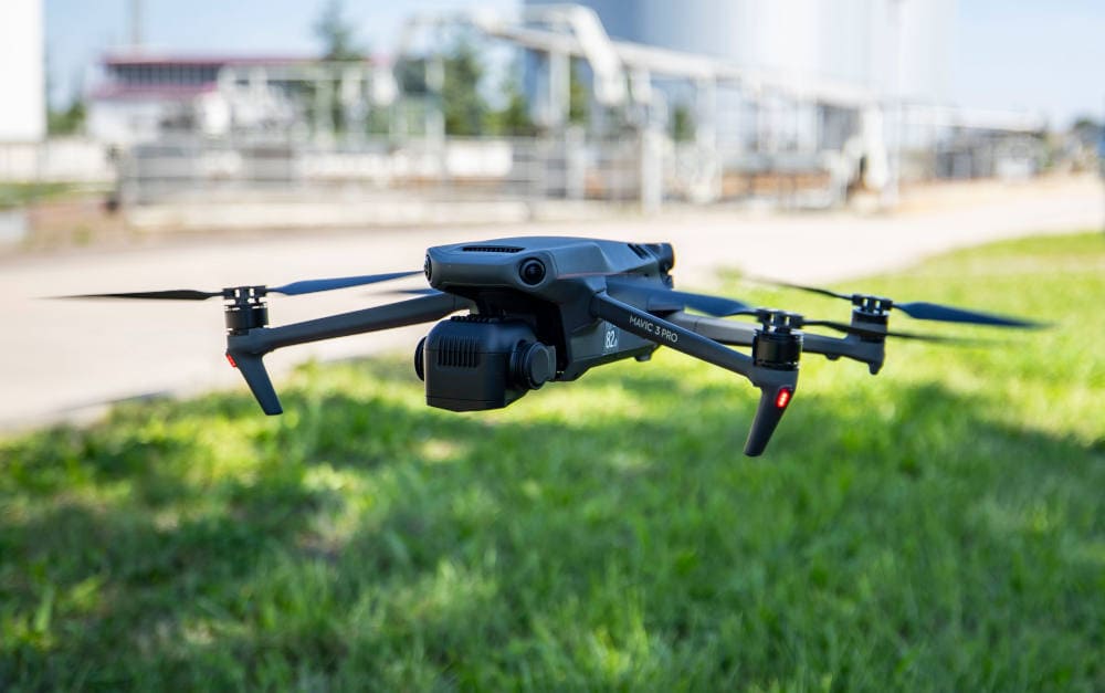 Fotodrohne in Aktion (Symbolbild): Underwriter fordern Drohnenfotos für ihre Arbeit