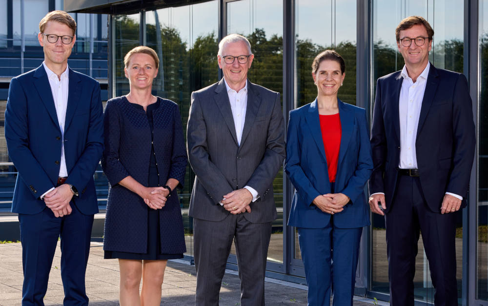Vorstandsmitglieder von MLP (v.l.n.r.): Jan Berg, Angelika Zinkgräf, Manfred Bauer, Miriam Michelsen, Uwe Schroeder-Wildberg
