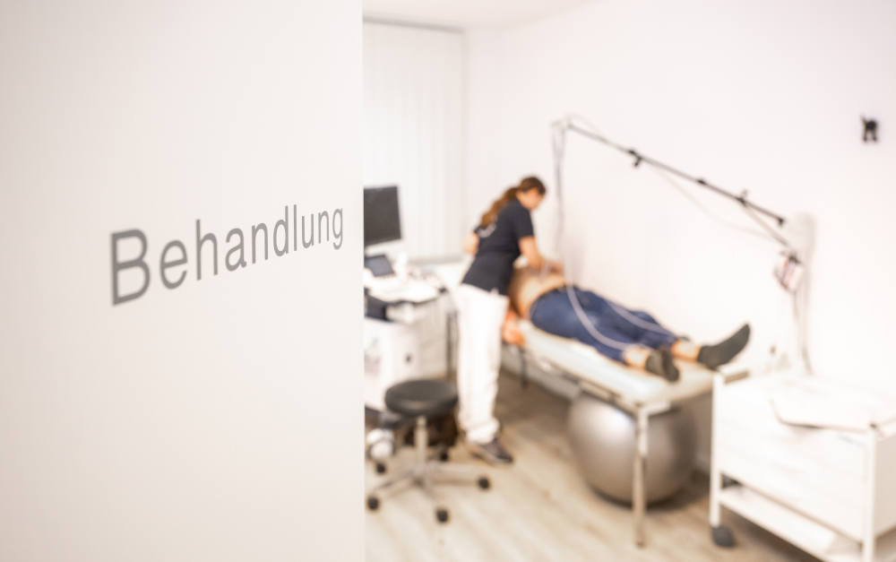 Patient kurz vor der Behandlung: Die Vema fragte ihre Makler nach Anbietern privater Krankenversicherungen