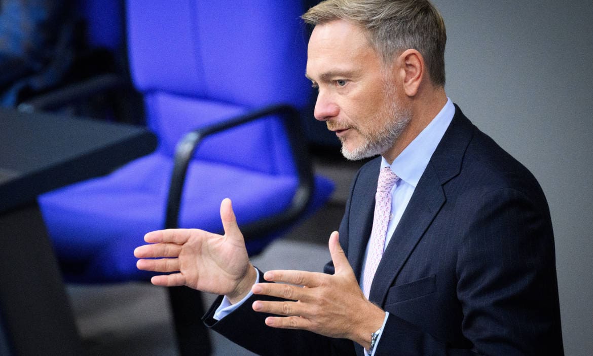 Finanzminister Christian Lindner (FDP) im Bundestag: Referentenentwurf für die staatlich geförderte private Altersvorsorge vorgelegt