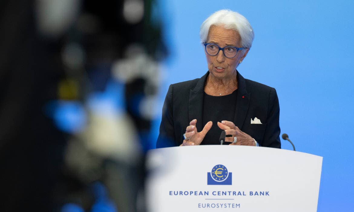 Stein des Anstoßes: Zentralbank-Chefin Christine Lagarde am 21. Juli 2022, als sie zum ersten Mal die Leitzinsen erhöhte. Die Auswirkungen der Zinswende bekommen PKV-Anbieter heute noch zu spüren