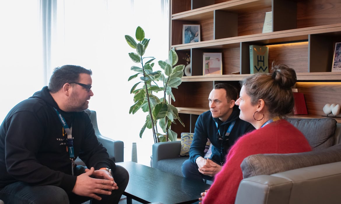 Björn Petersen, Ulf Papke und Barbara Bocks (v.l.): „Der Vermittler der Zukunft wird immer noch als Mensch für seine Kunden da sein, die Prozesse vorher und nachher aber mit KI automatisieren.“