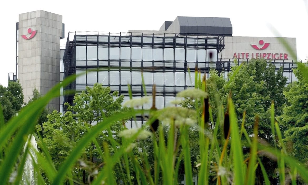 Firmensitz der ALH-Gruppe: Der Vorstand der ALH-Gruppe hat Ideen, um Rente und Pflege besser finanzieren zu können.