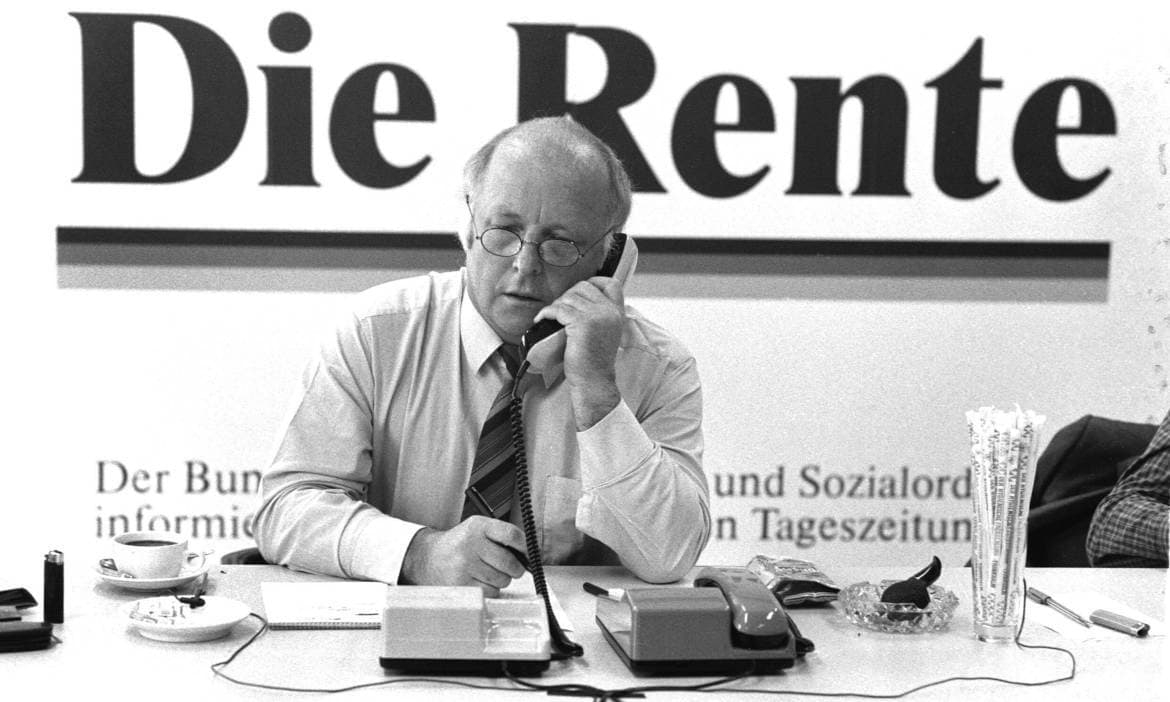 Der damalige Bundesminister für Arbeit und Sozialordnung, Norbert Blüm (CDU), hier im Jahr 1986, prägte den Spruch: „Die Rente ist sicher.“ Heute zweifeln nicht wenige Menschen daran