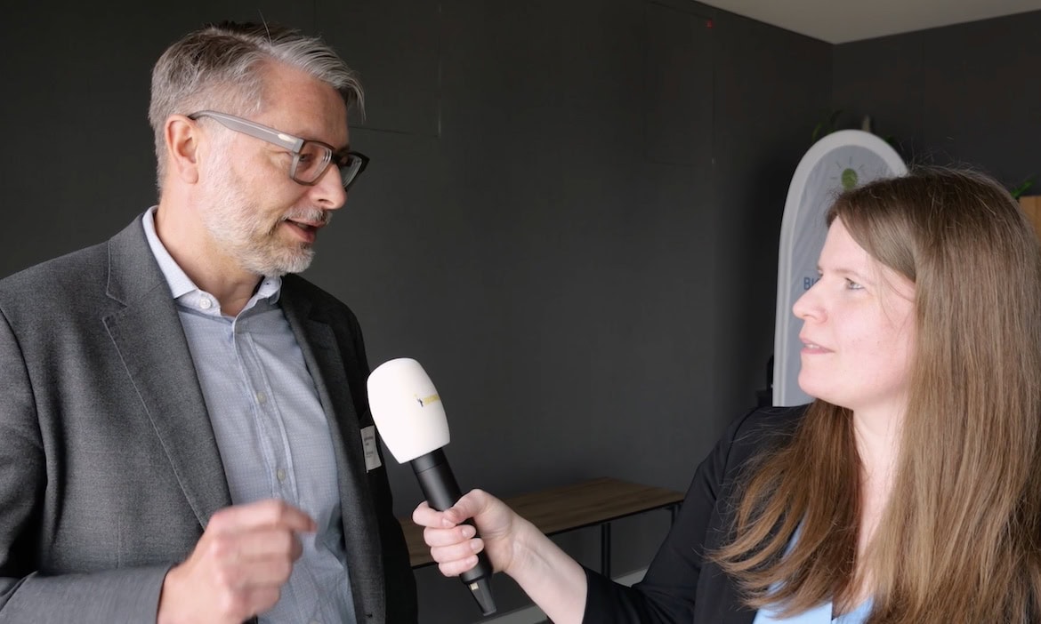 Marcel Basedow, Leiter Maklervertrieb Lebensversicherungen der Allianz, im Gespräch mit Pfefferminzia-Chefredakteurin Karen Schmidt.