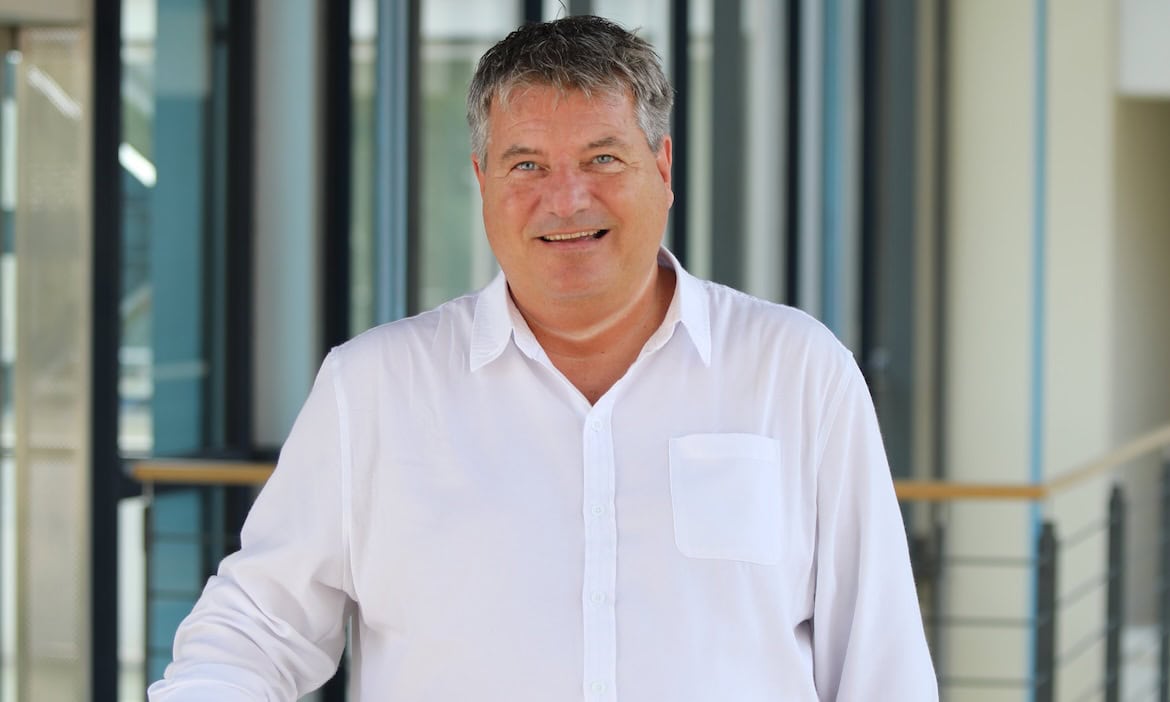 Versicherungsexperte Oliver Ramsperger von der Barmenia Gothaer ermittelt ab 29. Juni bei der RTL-Serie „Die Versicherungsdetektive“.