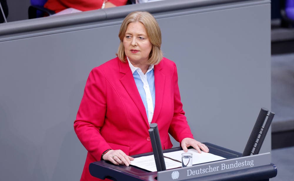 Bärbel Bas (SPD), Bundesministerin für Arbeit und Soziales, will die betriebliche Altersversorgung (bAV) in Deutschland voranbringen