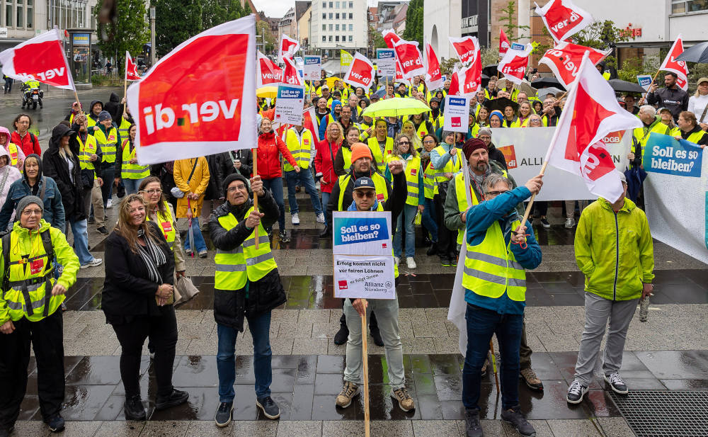 Beschäftigte der Versicherungsbranche streiken am 28. Mai 2025: Nach Streiks und vier Verhandlungsrunden gibt es einen Tarifabschluss