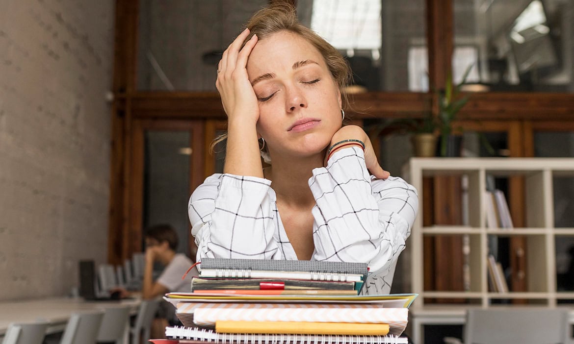 Prüfungsstress, Alltagssorgen, Social-Media-Last: Es gibt viele Gründe, warum junge Leute schon psychisch belastet sind.